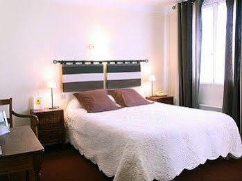 De La Nivelle Hotel แซ็ง-เป-ซูร์-นีแวล ภายนอก รูปภาพ