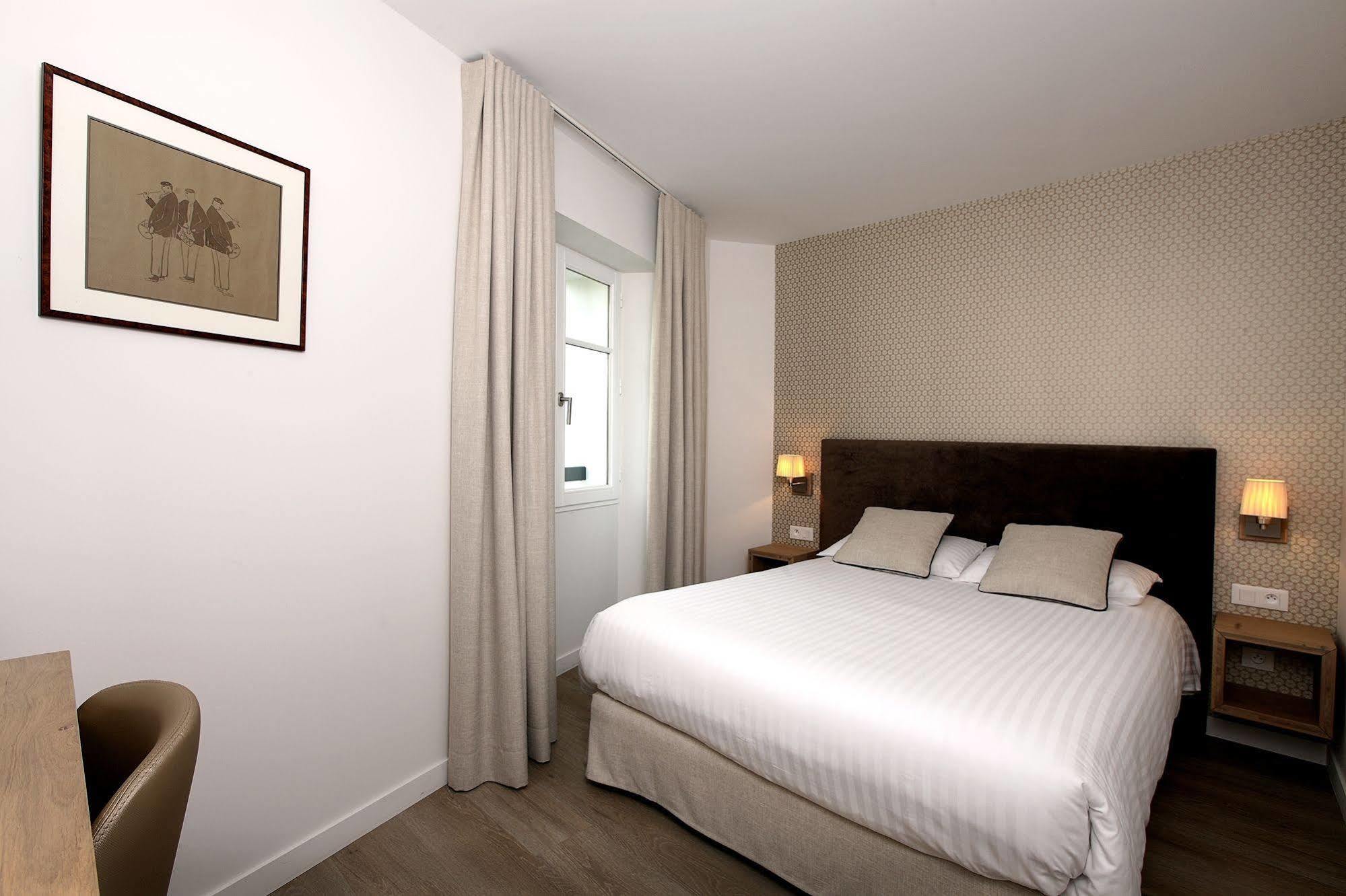 De La Nivelle Hotel แซ็ง-เป-ซูร์-นีแวล ภายนอก รูปภาพ